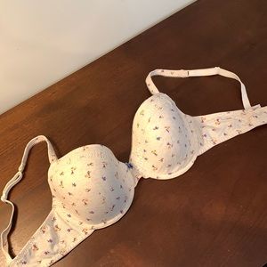 New w/t. Cute soft cup underwired bra. 36D UK. Marks & Spencer.